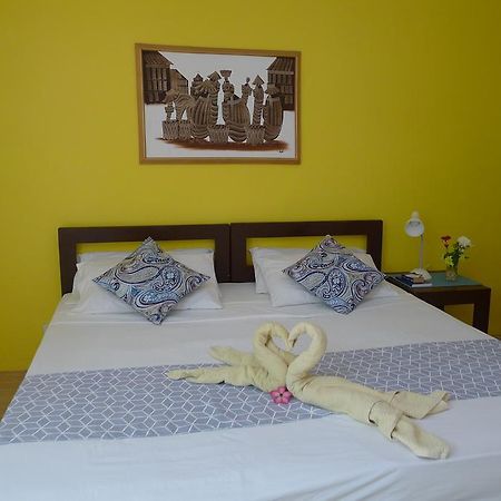 By The Bay, Jacana Bed & Breakfast Puerto Princesa ภายนอก รูปภาพ