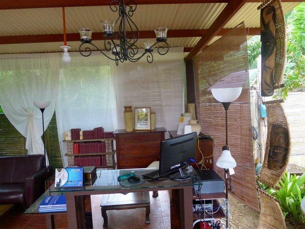 By The Bay, Jacana Bed & Breakfast Puerto Princesa ภายนอก รูปภาพ