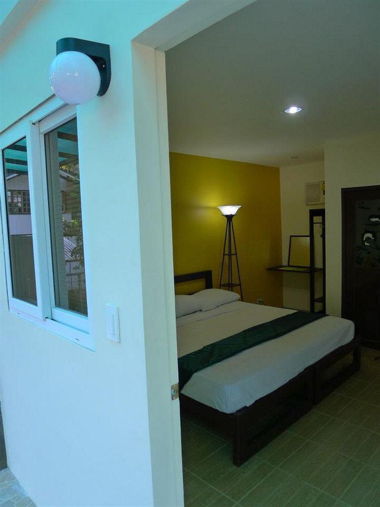 By The Bay, Jacana Bed & Breakfast Puerto Princesa ภายนอก รูปภาพ