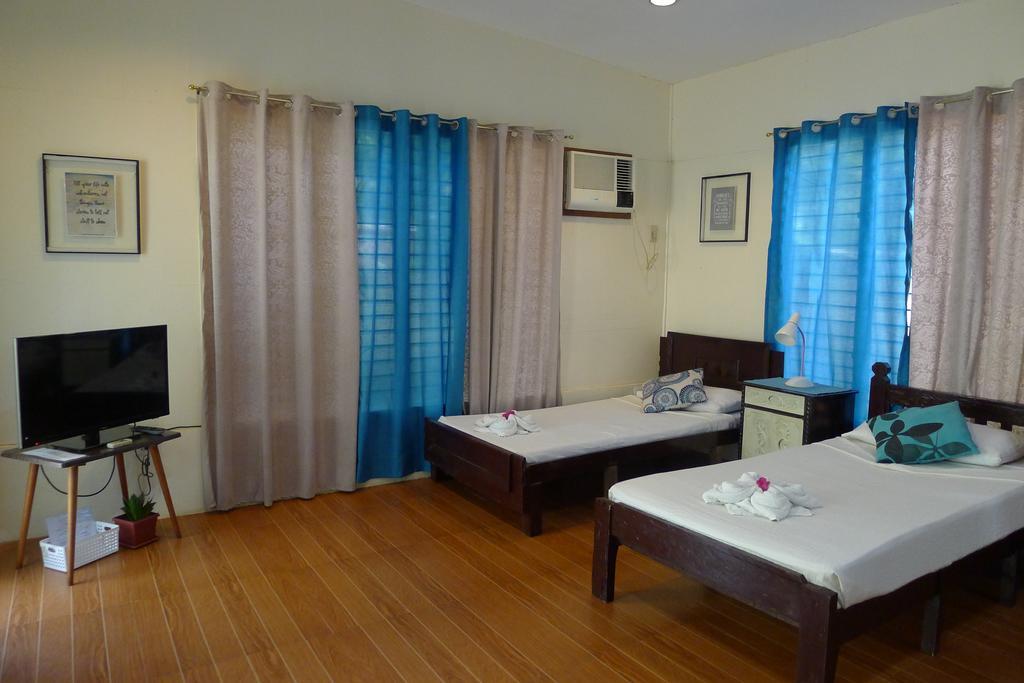By The Bay, Jacana Bed & Breakfast Puerto Princesa ภายนอก รูปภาพ