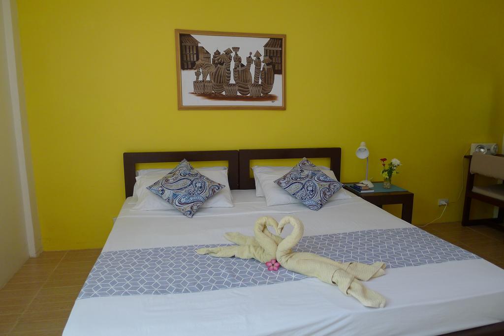 By The Bay, Jacana Bed & Breakfast Puerto Princesa ภายนอก รูปภาพ