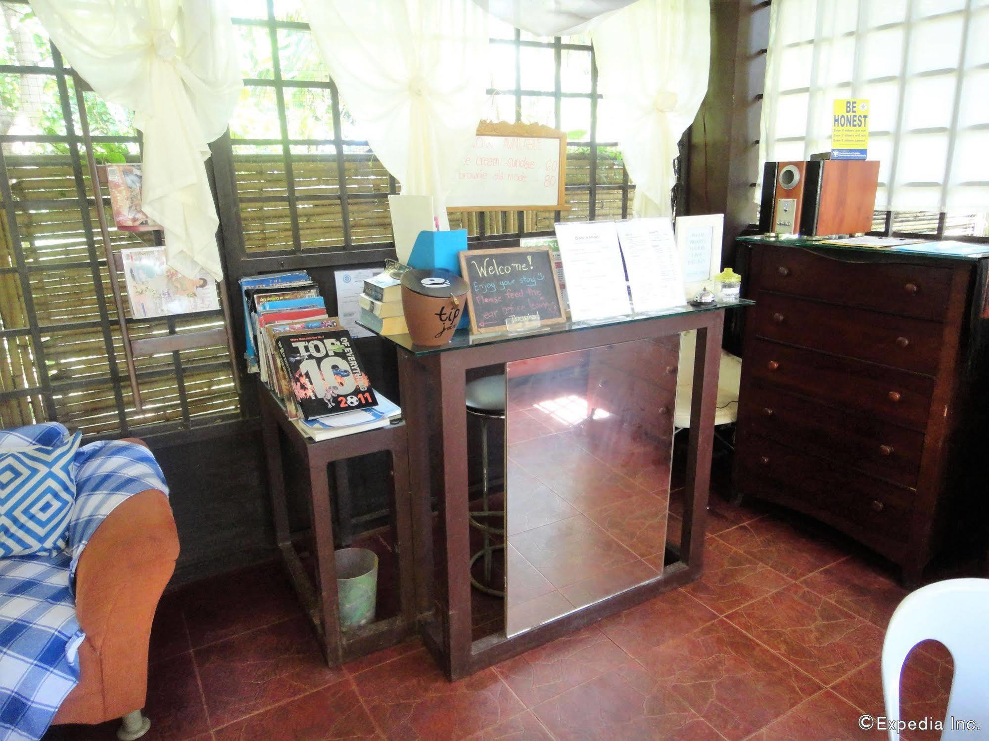 By The Bay, Jacana Bed & Breakfast Puerto Princesa ภายนอก รูปภาพ