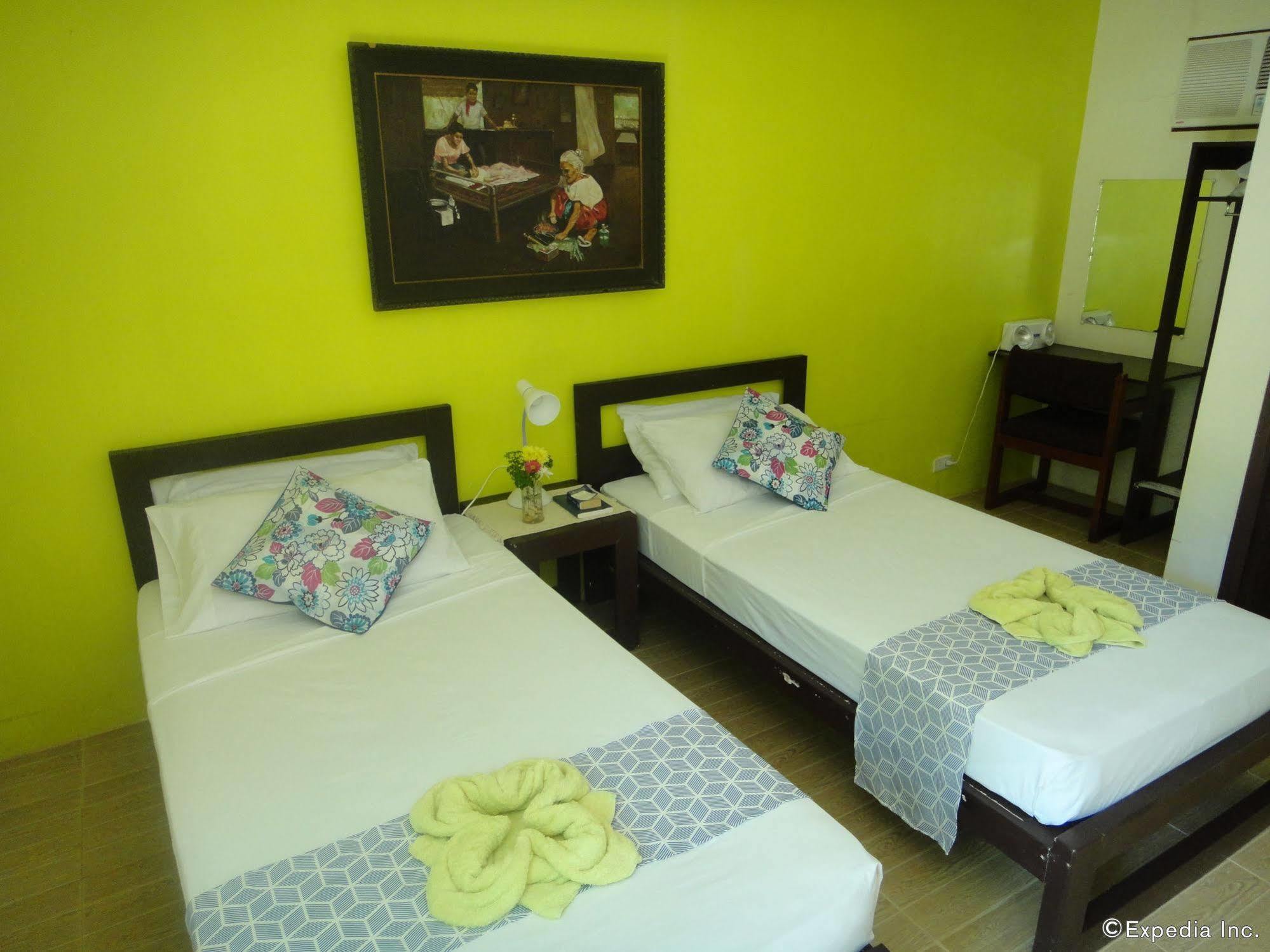 By The Bay, Jacana Bed & Breakfast Puerto Princesa ภายนอก รูปภาพ