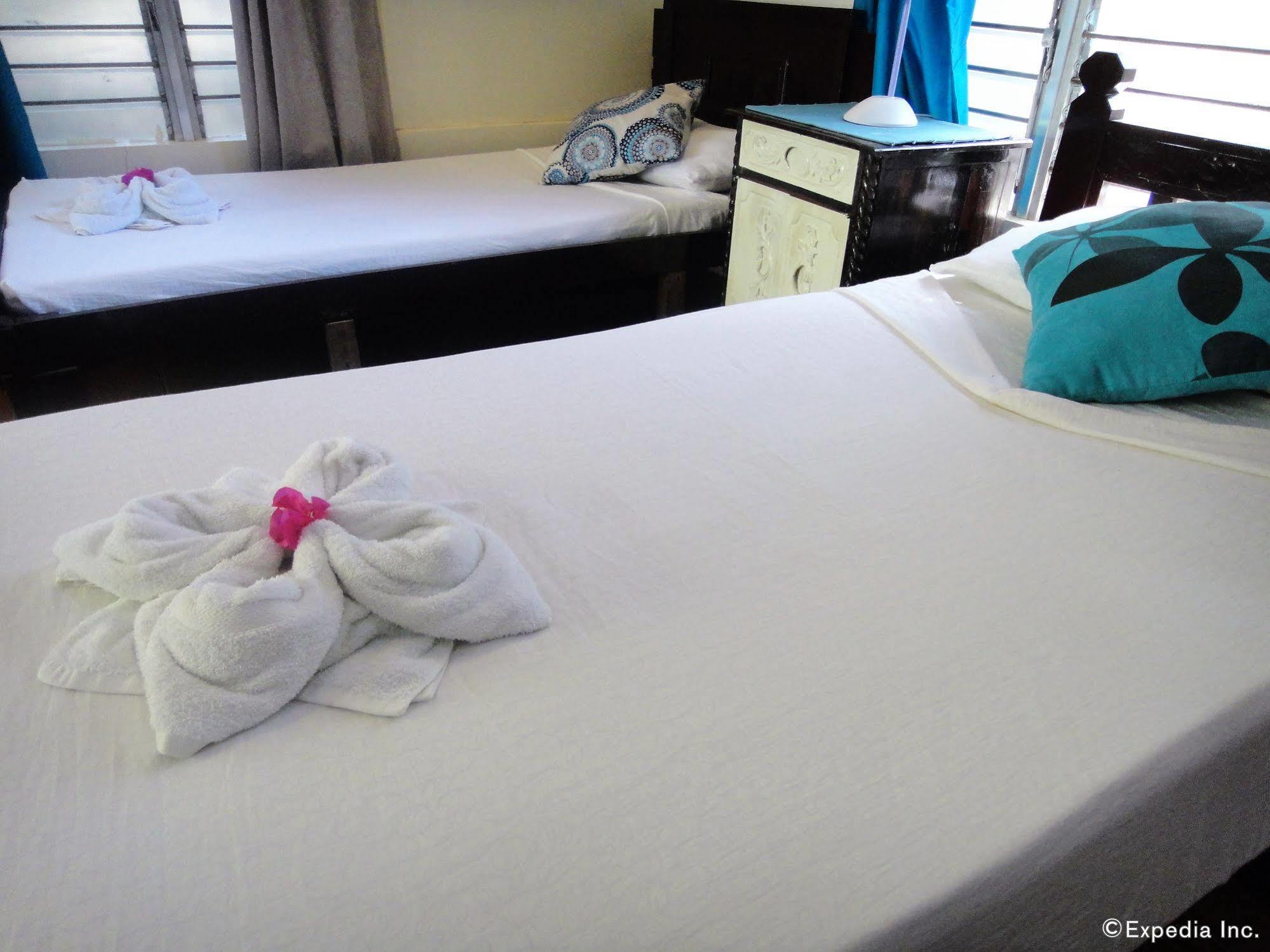 By The Bay, Jacana Bed & Breakfast Puerto Princesa ภายนอก รูปภาพ