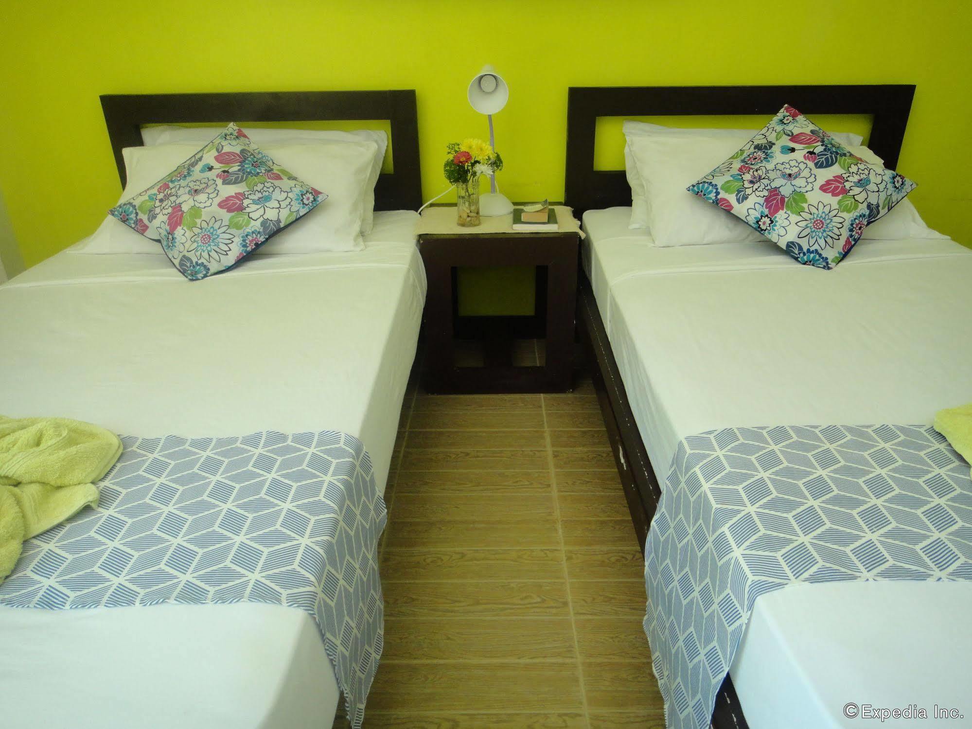 By The Bay, Jacana Bed & Breakfast Puerto Princesa ภายนอก รูปภาพ