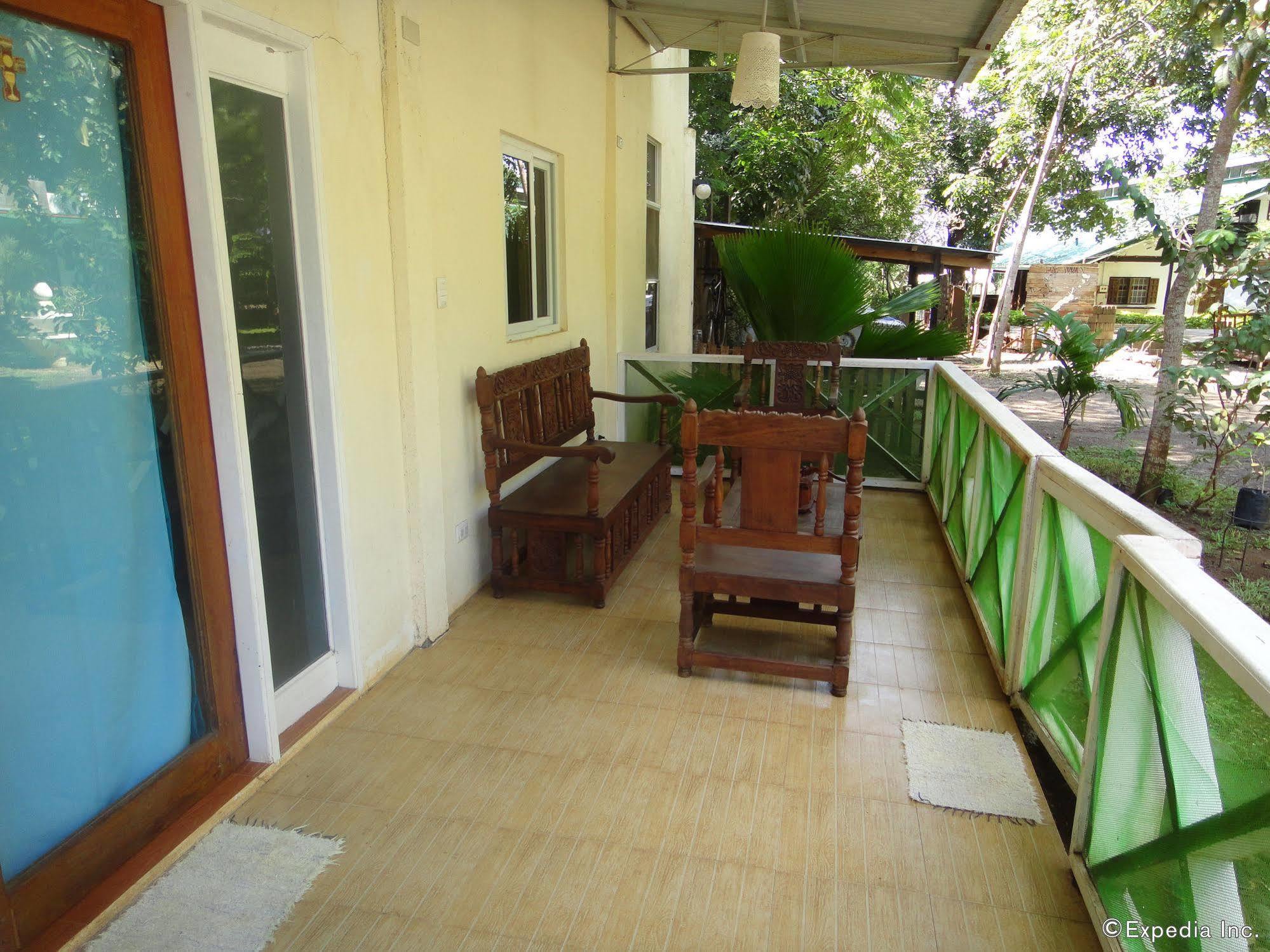 By The Bay, Jacana Bed & Breakfast Puerto Princesa ภายนอก รูปภาพ